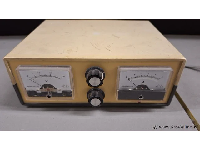 Voltmeter - afbeelding 1 van  2