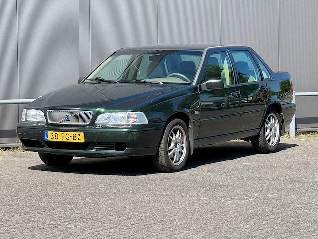 Volvo - 2000 - s70 - 2.4 europa - 38-fg-bz - afbeelding 1 van  16
