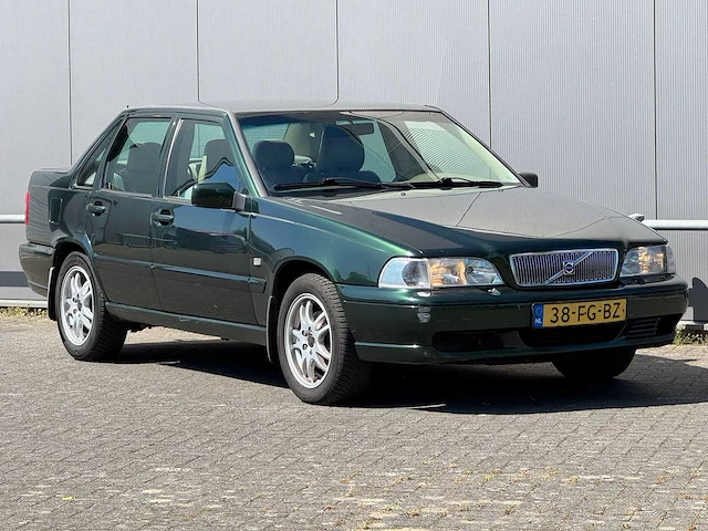 Volvo - 2000 - s70 - 2.4 europa - 38-fg-bz - afbeelding 9 van  16