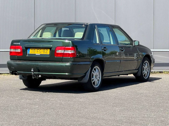 Volvo - 2000 - s70 - 2.4 europa - 38-fg-bz - afbeelding 11 van  16