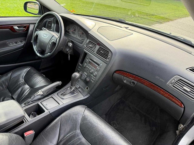 Volvo - 2000 - v70 - 2.4 t comfort line - 60-fz-fl - afbeelding 3 van  13