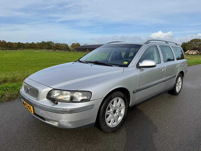 Volvo - 2000 - v70 - 2.4 t comfort line - 60-fz-fl - afbeelding 1 van  13