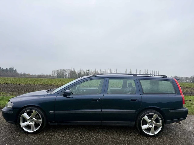 Volvo - 2001 - v70 - 2.4 t comfort line - 46-tb-kh - afbeelding 7 van  9