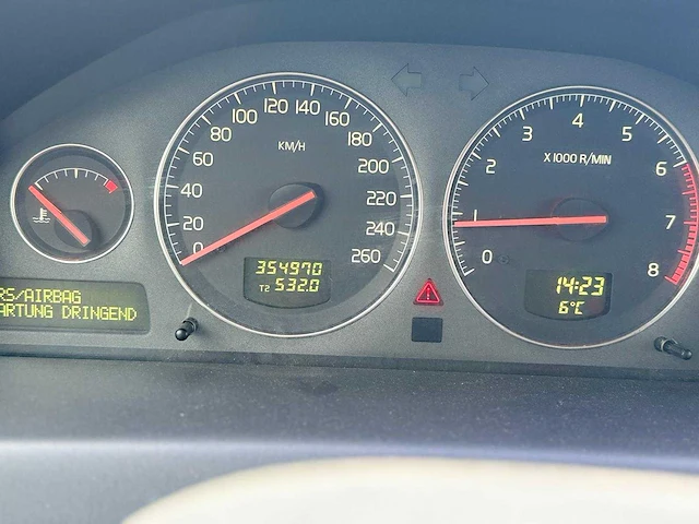 Volvo - 2001 - v70 - 2.4 t comfort line - 46-tb-kh - afbeelding 9 van  9