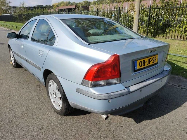 Volvo - 2002 - s60 - 2.4 edition - 08-jf-sf - afbeelding 16 van  21