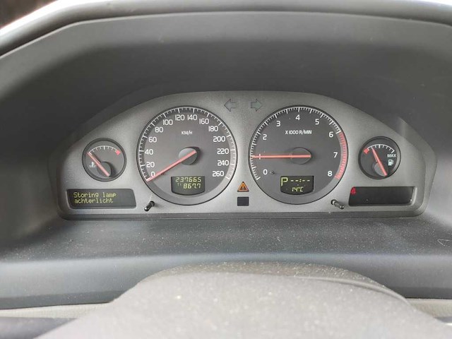 Volvo - 2002 - s60 - 2.4 edition - 08-jf-sf - afbeelding 13 van  21