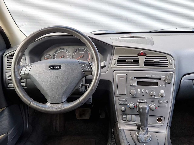 Volvo - 2002 - s60 - 2.4 t awd geartronic - 44-jn-kr - afbeelding 4 van  22