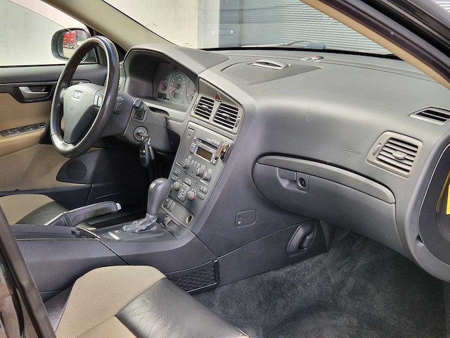 Volvo - 2002 - s60 - 2.4 t awd geartronic - 44-jn-kr - afbeelding 10 van  22