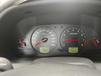 Volvo - 2002 - v40 - 1.8 europa - 15-jz-bg - afbeelding 7 van  16