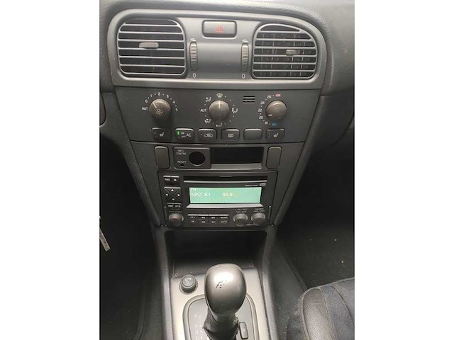 Volvo - 2002 - v40 - 1.8 europa - 15-jz-bg - afbeelding 8 van  16