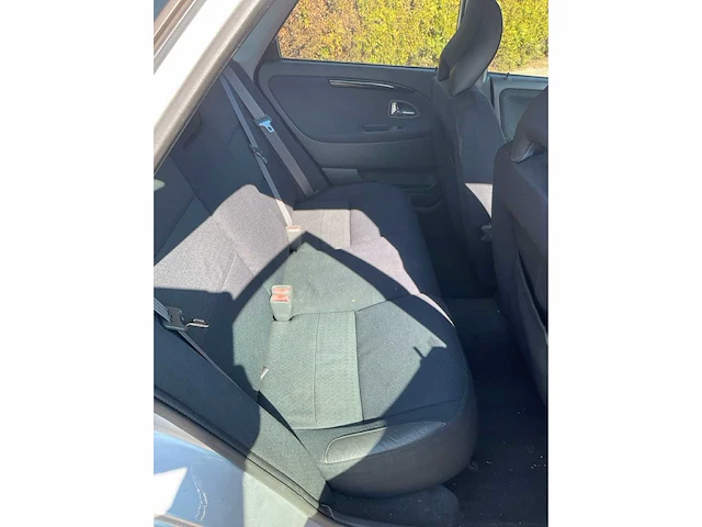 Volvo - 2003 - s40 - 46-lg-fr - afbeelding 13 van  33