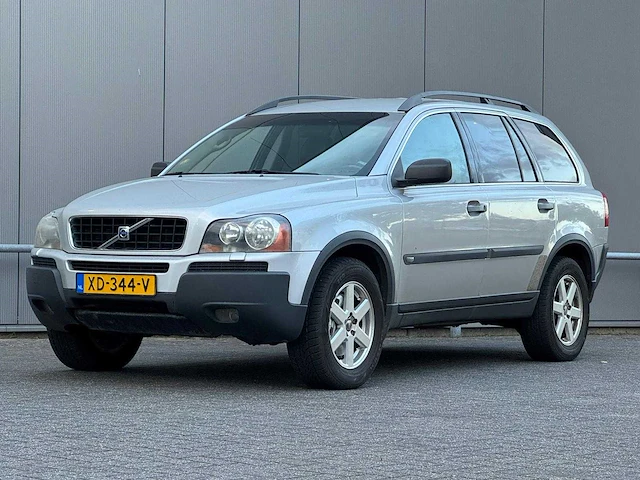 Volvo - 2003 - xc90 - 2.5 t - 7 pers - automaat - xd-344-v - afbeelding 1 van  18