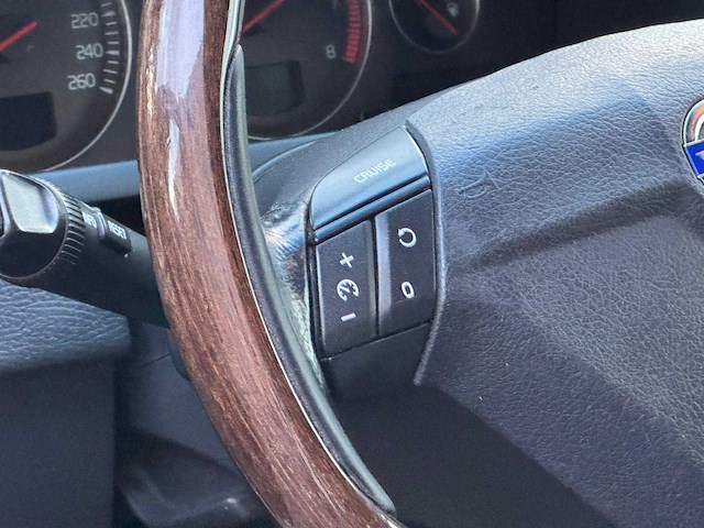 Volvo - 2003 - xc90 - 2.5 t - 7 pers - automaat - xd-344-v - afbeelding 4 van  18