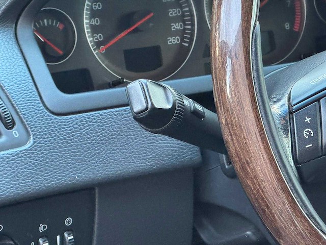 Volvo - 2003 - xc90 - 2.5 t - 7 pers - automaat - xd-344-v - afbeelding 5 van  18