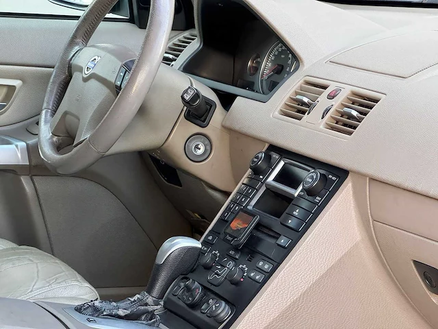 Volvo - 2003 - xc90 - grijs kenteken - vds-59-j - afbeelding 11 van  19