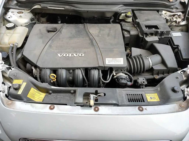 Volvo - 2004 - v50 - 1.8 - 35-pn-pv - afbeelding 9 van  20