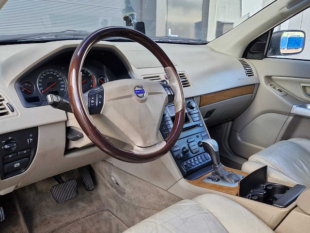 Volvo - 2004 - xc90 - 2.9 t6 - 7pers - g-007-vs - afbeelding 3 van  27