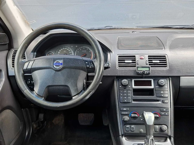 Volvo - 2004 - xc90 - 2.9 t6 elite - 7 pers - 96-np-nt - afbeelding 3 van  24