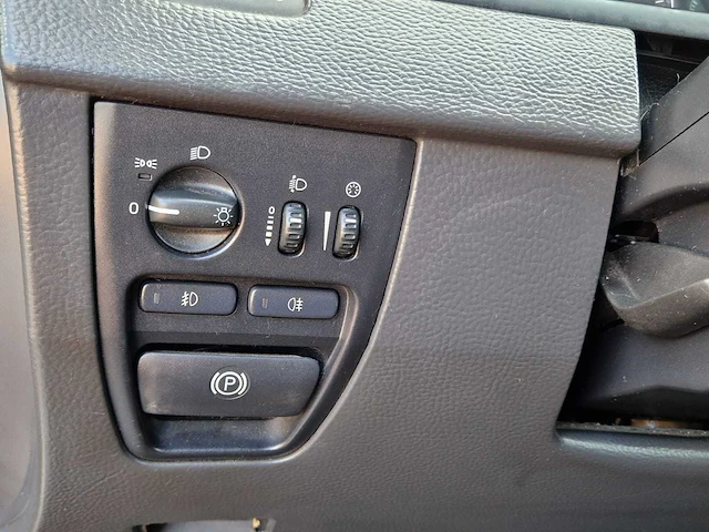 Volvo - 2004 - xc90 - 2.9 t6 elite - 7 pers - 96-np-nt - afbeelding 8 van  24