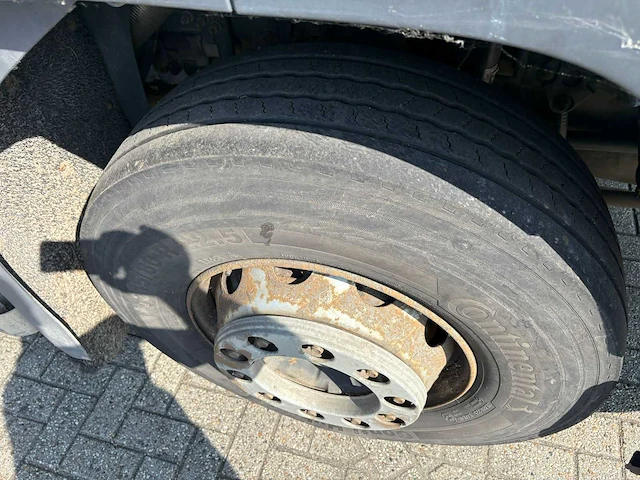 Volvo - 2005 - fm 9 cooling 260 - vrachtwagen - afbeelding 3 van  12