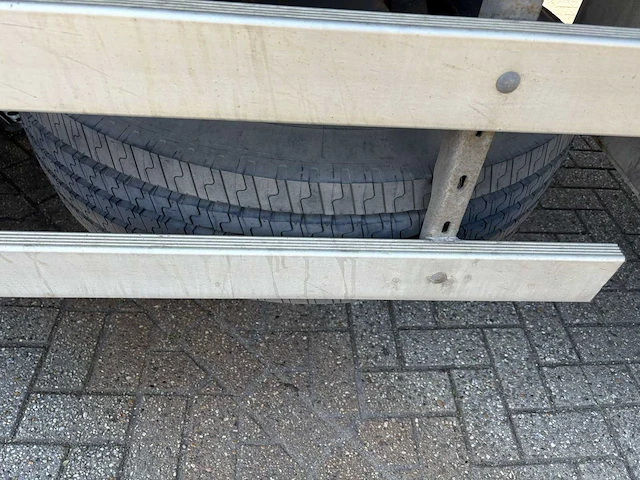 Volvo - 2005 - fm 9 cooling 260 - vrachtwagen - afbeelding 12 van  12