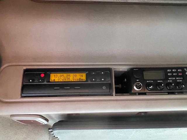 Volvo - 2005 - fm4 20 - vrachtwagen - afbeelding 20 van  23
