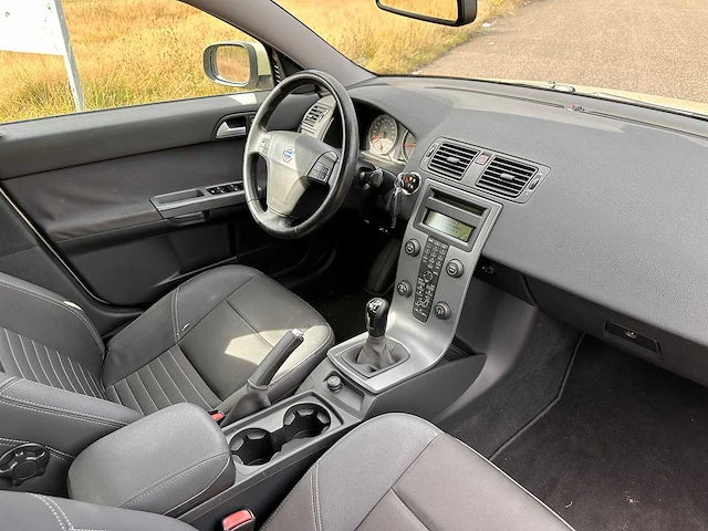 Volvo - 2007 - s40 - 1.8 edition i - 97-xf-ph - afbeelding 10 van  18