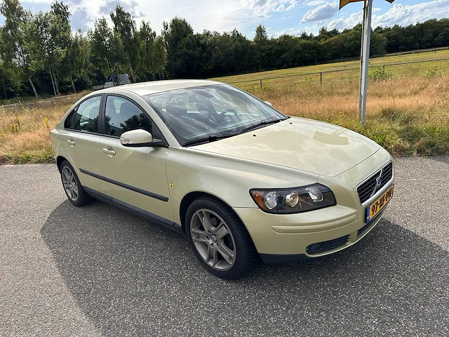 Volvo - 2007 - s40 - 1.8 edition i - 97-xf-ph - afbeelding 2 van  18