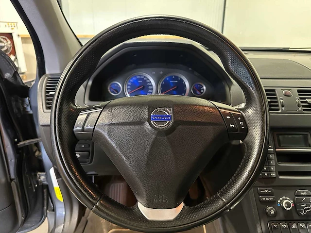 Volvo - 2008 - xc90 - 4.4 v8 sport awd 7 zitplaatsen engels kenteken - afbeelding 5 van  23