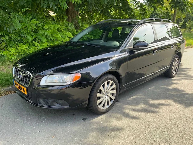 Volvo - 2012 - v70 - 1.6 t4 lim. edition - personenauto - afbeelding 1 van  45