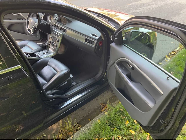 Volvo - 2012 - v70 - 1.6 t4 lim. edition - personenauto - afbeelding 21 van  45