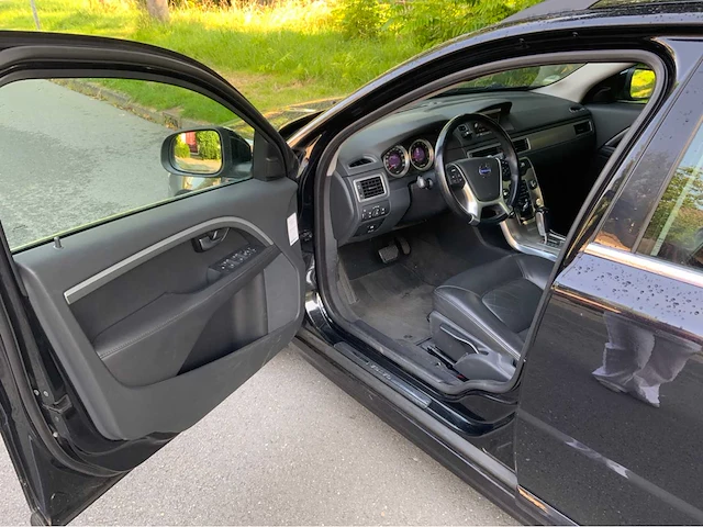 Volvo - 2012 - v70 - 1.6 t4 lim. edition - personenauto - afbeelding 24 van  45