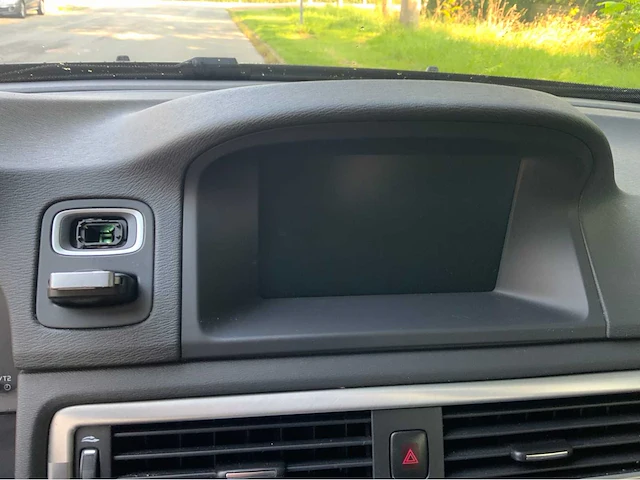Volvo - 2012 - v70 - 1.6 t4 lim. edition - personenauto - afbeelding 32 van  45