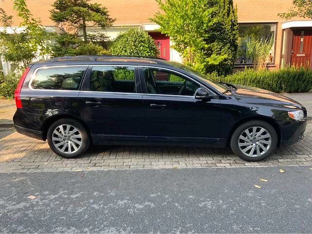 Volvo - 2012 - v70 - 1.6 t4 lim. edition - personenauto - afbeelding 45 van  45