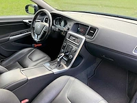 Volvo - 2013 - v60 - 2.4 d6 awd pl.i sum. - 7-szh-17 - afbeelding 6 van  15