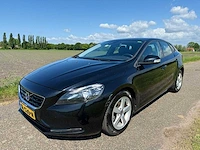 Volvo - 2014 - v40 - 1.6 d2 momentum - gl-520-n - afbeelding 1 van  12