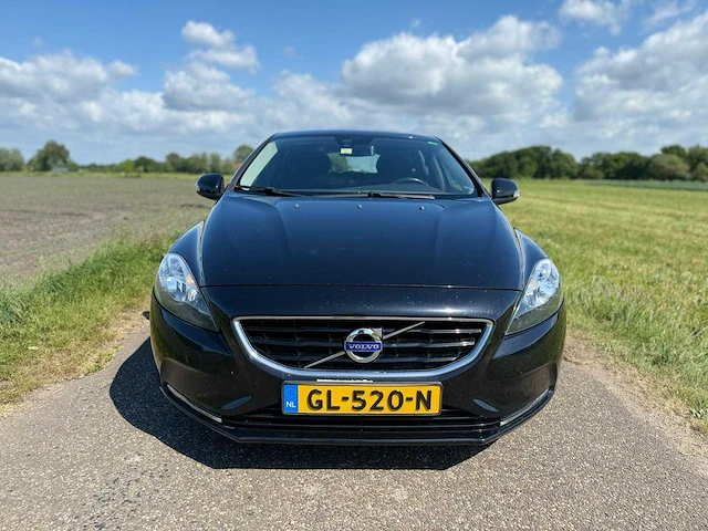 Volvo - 2014 - v40 - 1.6 d2 momentum - gl-520-n - afbeelding 11 van  12