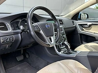 Volvo - 2014 - v60 - 2.4 d6 awd pl.i sum. - 1-tgl-58 - afbeelding 3 van  23