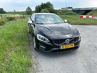 Volvo - 2015 - v60 - d4 r-line - personenauto - afbeelding 2 van  50