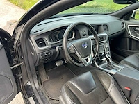 Volvo - 2015 - v60 - d4 r-line - personenauto - afbeelding 9 van  50