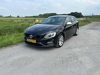 Volvo - 2015 - v60 - d4 r-line - personenauto - afbeelding 12 van  50