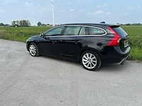 Volvo - 2015 - v60 - d4 r-line - personenauto - afbeelding 34 van  50