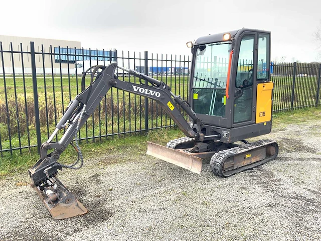 Volvo - 2019 - ec18e - minigraafmachine - afbeelding 1 van  26
