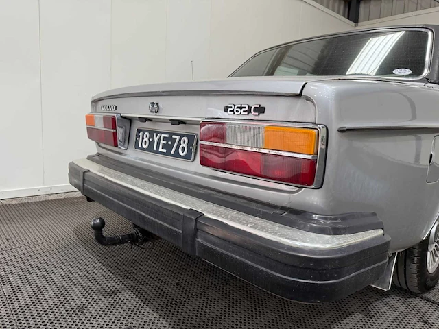 Volvo - 262 c - bertone - oldtimer - 1977 - afbeelding 3 van  34