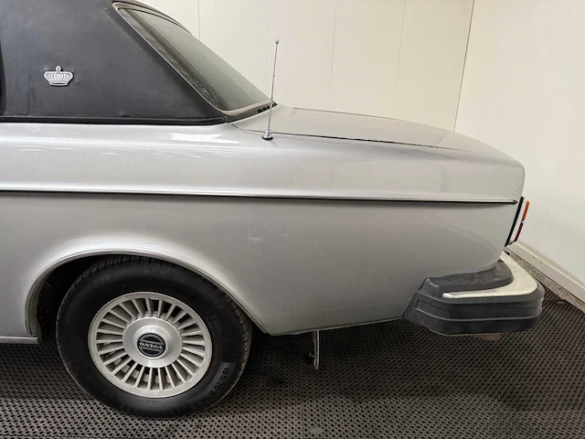 Volvo - 262 c - bertone - oldtimer - 1977 - afbeelding 26 van  34