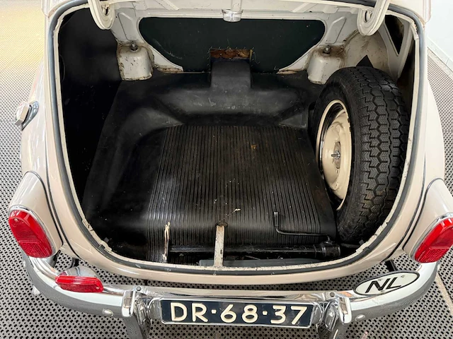 Volvo - 544 - katterug - oldtimer - 1958 - afbeelding 16 van  39