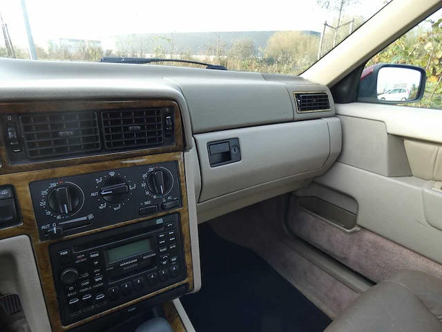Volvo - 850 - 2.3 t-5 com.lux.ex. - car - 1996 - afbeelding 2 van  26
