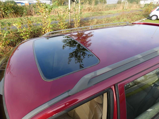 Volvo - 850 - 2.3 t-5 com.lux.ex. - car - 1996 - afbeelding 14 van  26