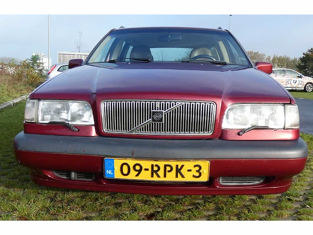 Volvo - 850 - 2.3 t-5 com.lux.ex. - car - 1996 - afbeelding 15 van  26