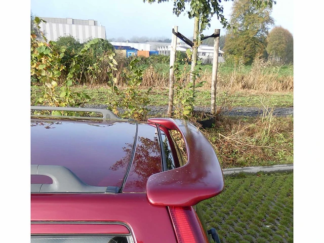 Volvo - 850 - 2.3 t-5 com.lux.ex. - car - 1996 - afbeelding 16 van  26